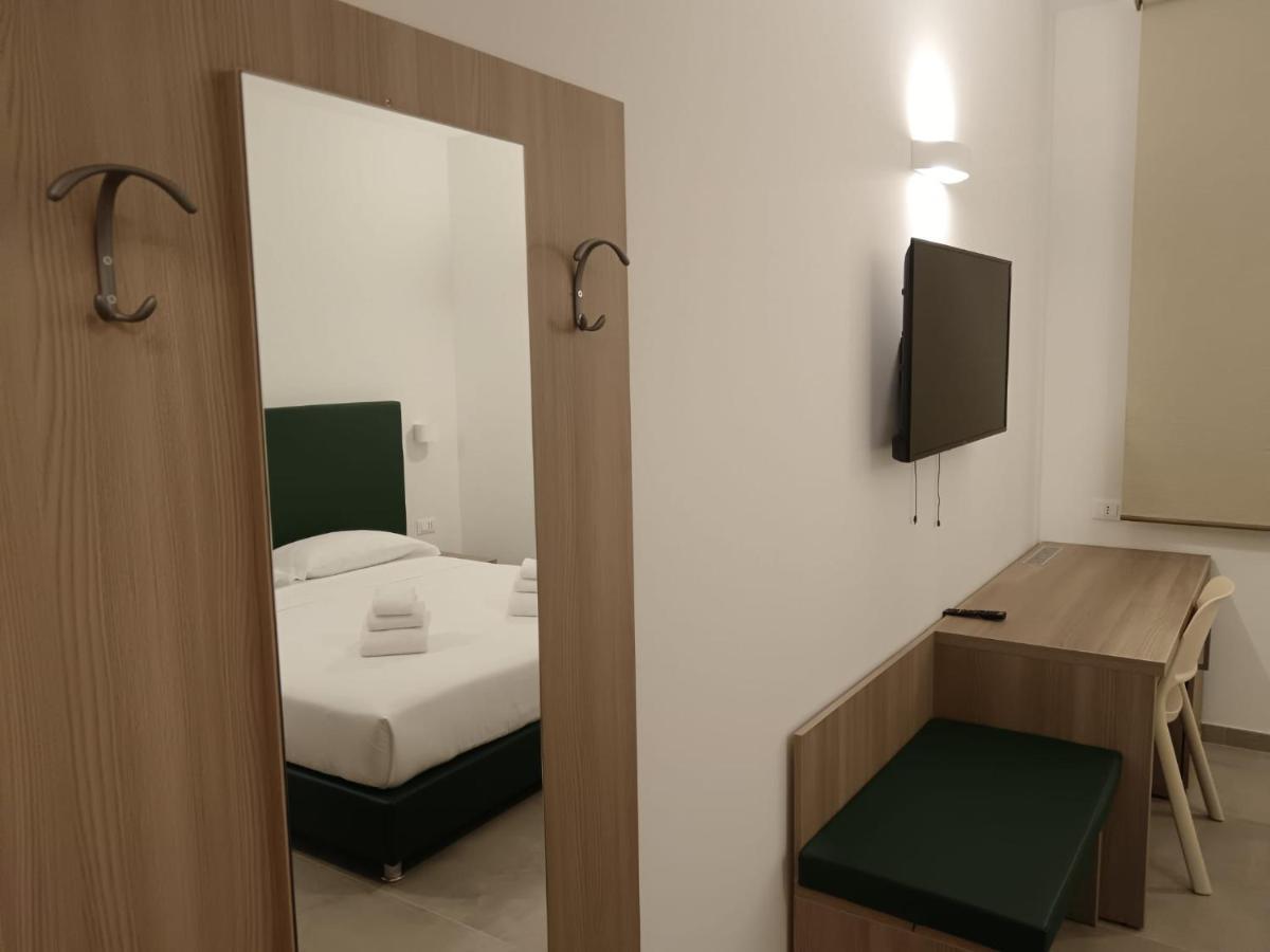 Bertiera Rooms Bologna Buitenkant foto